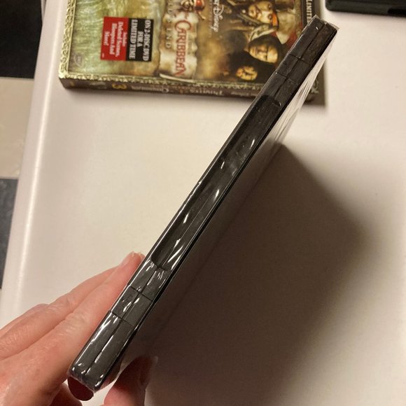 Pirates of the Caribbean: At World's End Two-Disc Limited Edition Slipjacket NIB - Picture 5 of 9